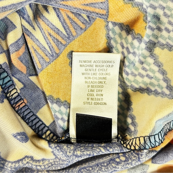 Dressbarn Woman's Multicolored Wrap Stretch Dress Size 12 - Picture 10 of 10